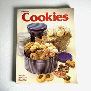 Vintage 1983, "COOKIES"‎ Recipe Book Paperback Illustrated By HP Books